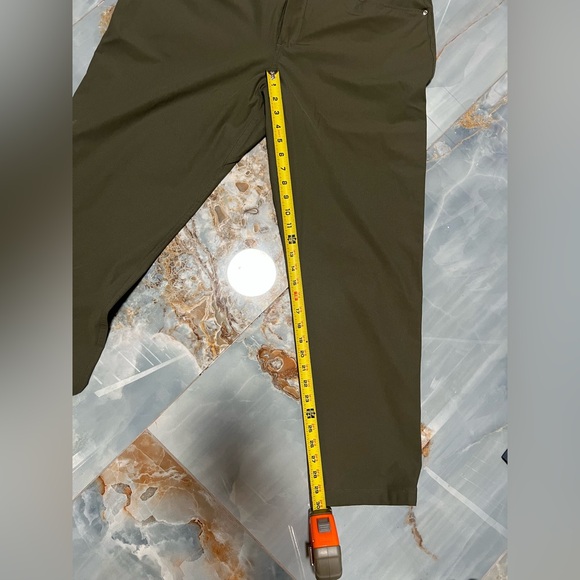 Lululemon Size 38 Men’s Pants - Picture 6 of 6